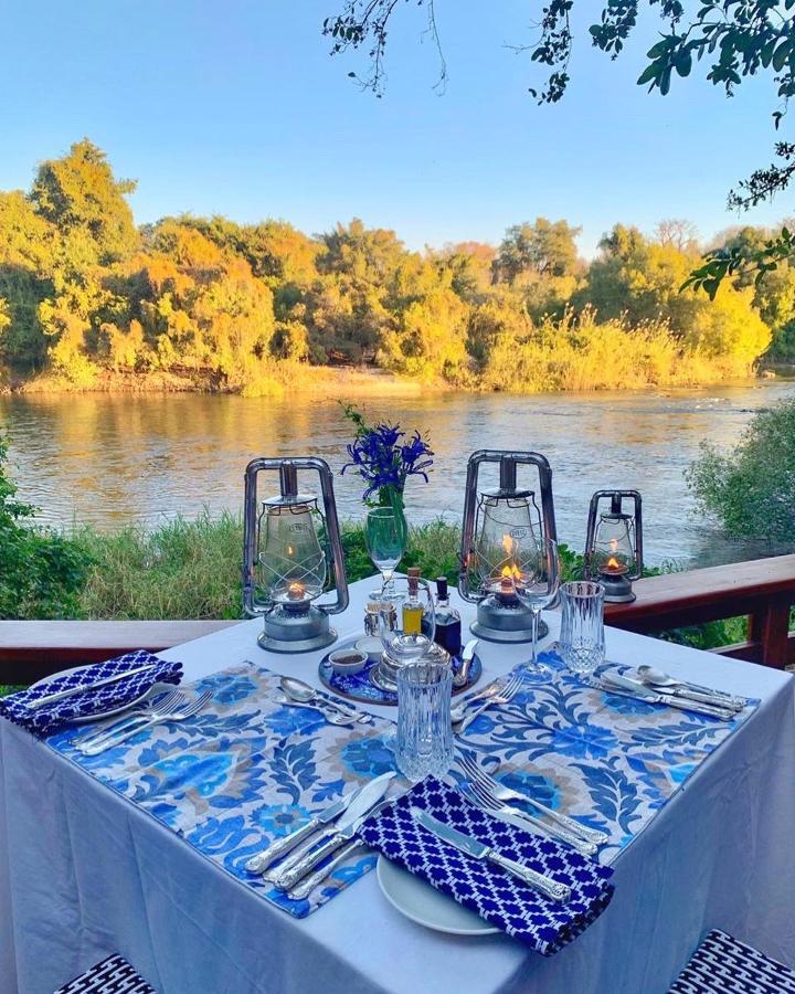 Royal Chundu Island Lodge Livingstone Dış mekan fotoğraf