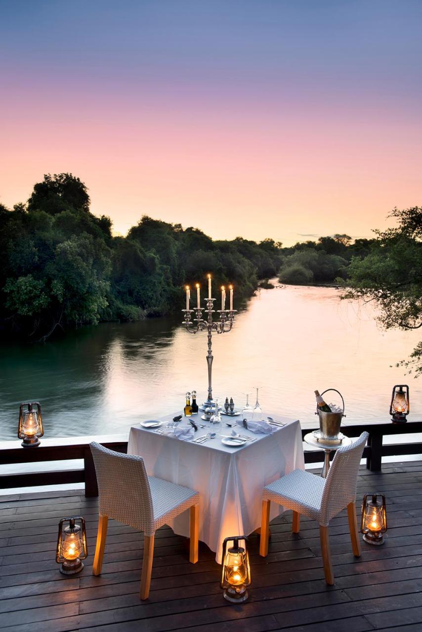 Royal Chundu Island Lodge Livingstone Dış mekan fotoğraf