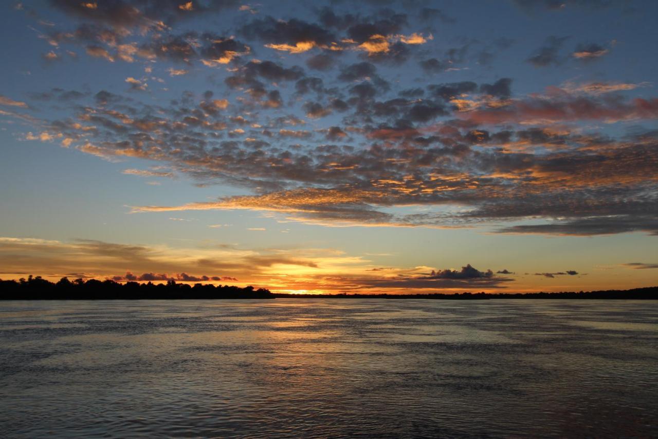 Royal Chundu Island Lodge Livingstone Dış mekan fotoğraf
